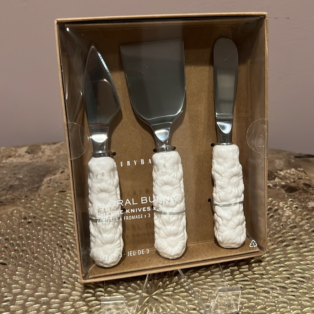 Pottery Barn Floral Bunny Cheese Knives Set